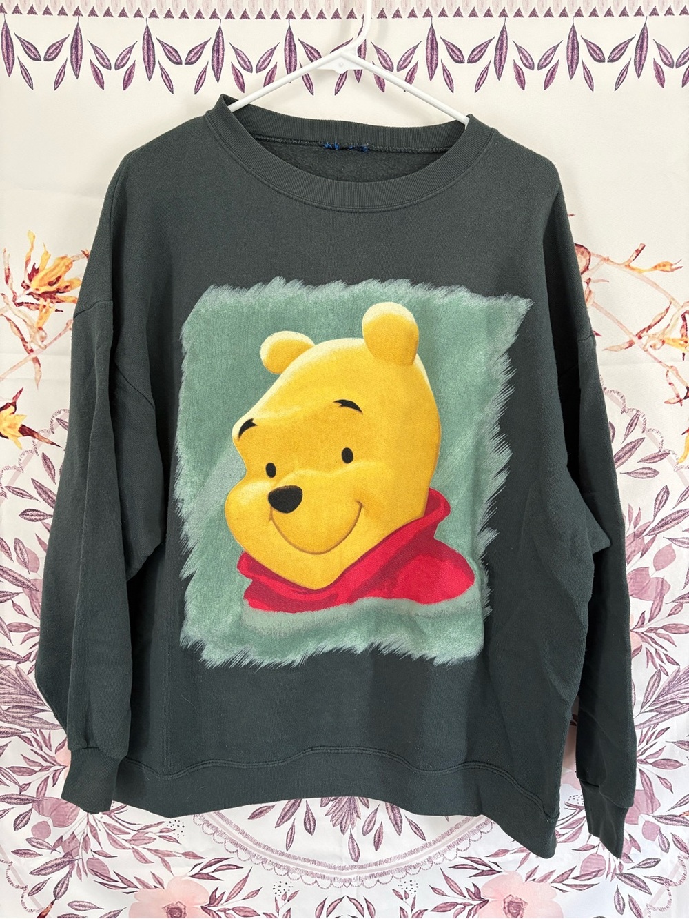 Vintage Winnie the Pooh Graphic Sweatshirt